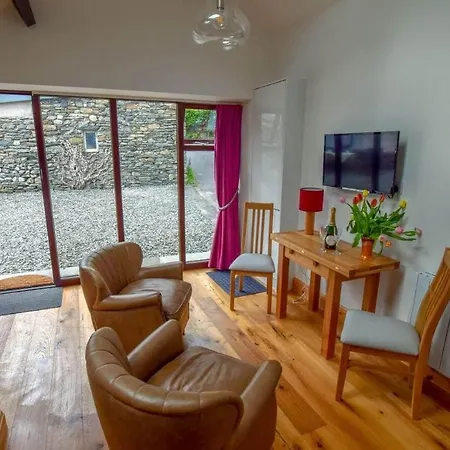 Casa de Férias Old Sawrey Stores Near Sawrey